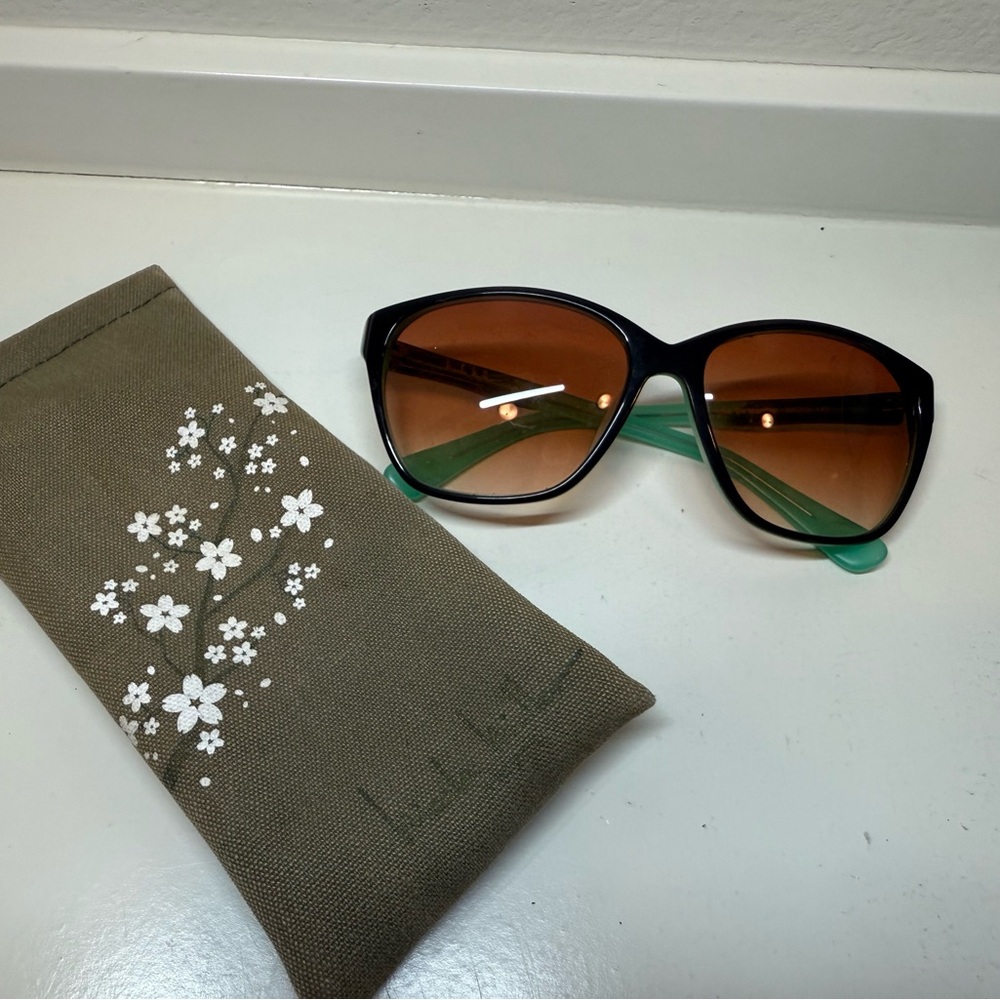 Stylish Brown and Teal Sunglasses